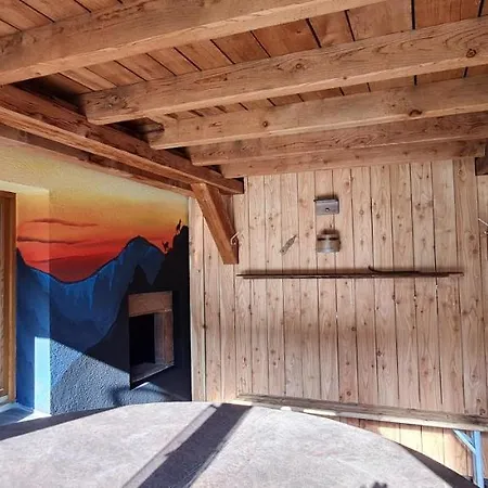 Le Du Tanet Sauna Terrasse En Alsace シャレー Soultzeren