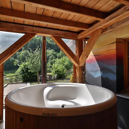 Le Du Tanet Sauna Terrasse En Alsace Chalet *